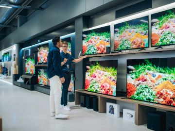 ¡No te pierdas las ofertas más irresistibles del Black Friday! Encuentra televisores 4K y OLED con descuentos de hasta un 52%. ¡Actualiza tu entretenimiento ahora!