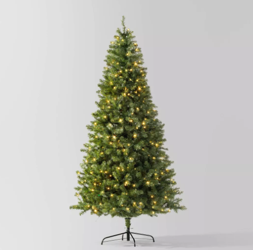 Ahorra $50 en el árbol de Navidad preiluminado Wondershop™. ¡Perfecto para un ambiente festivo y acogedor!