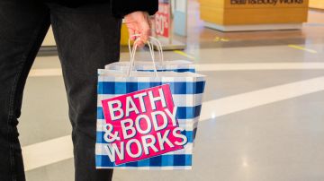 Bath & Body Works lanza su esperada promoción: velas de $39.95 a $9.95 y grandes ofertas en productos de cuidado personal. ¡Solo hasta el 8 de diciembre!