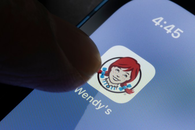 Los descuentos solo estarán disponibles en la aplicación de Wendy's.