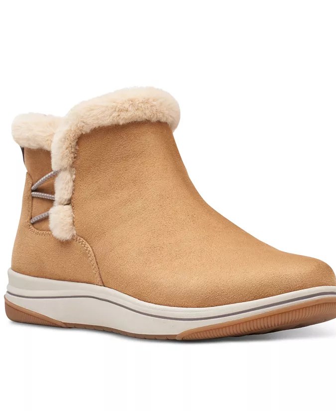 Breeze Fur Booties de Clarks