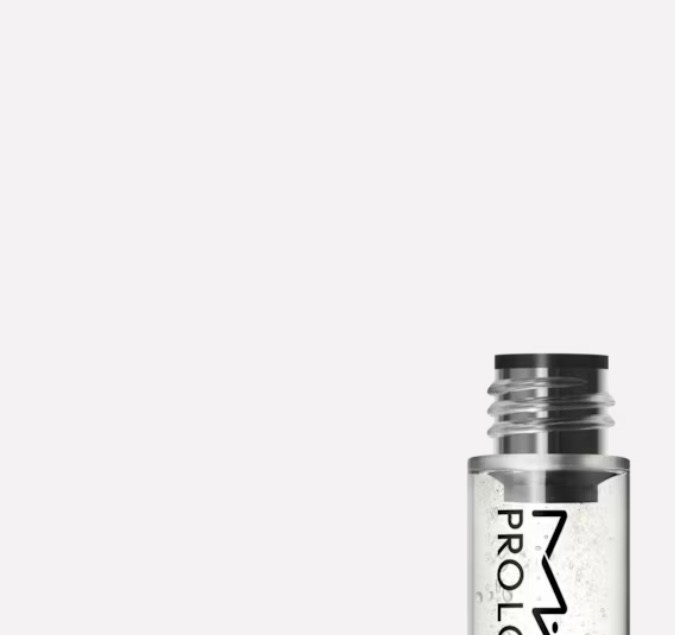 Pro Locked Brow Gel de MAC Cosmetics.