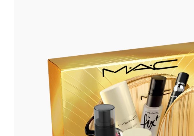 Paramount Best-Seller Kit de MAC Cosmetics.