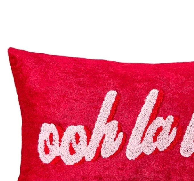 Almohada de San Valentín "Ooh La La" de Way to celebrate.