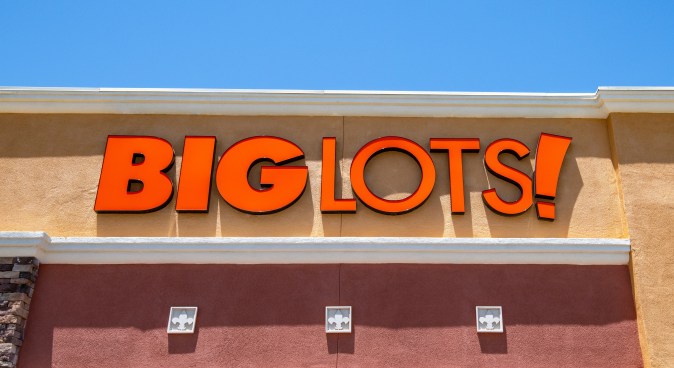 Big Lots tiene múltiples descuentos en sus productos.