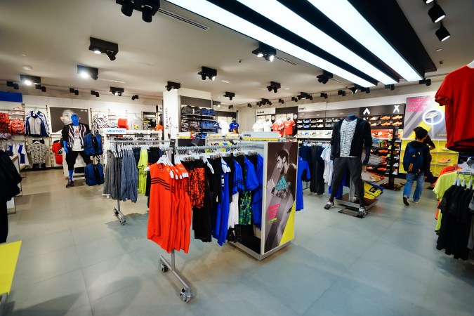 Compra nueva ropa deportiva en Adidas y acumula puntos en Adiclub.