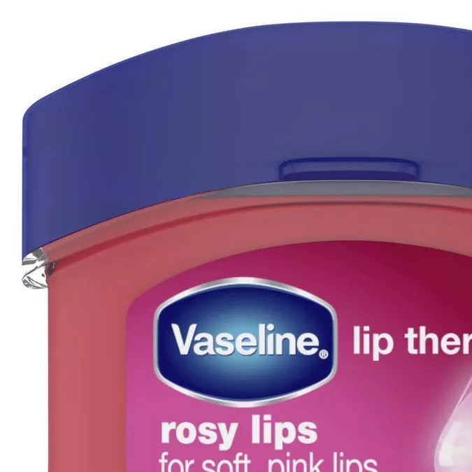 Lip Therapy de Vaseline, disponible en Target