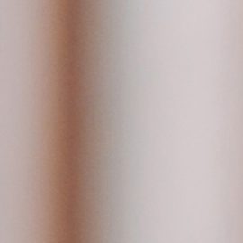 Compra un vestido para primavera con los descuentos de Macy's.