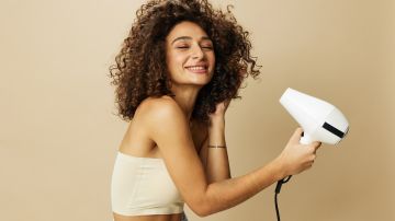 Los productos de belleza que usan los estilistas tienen descuento en Amazon.