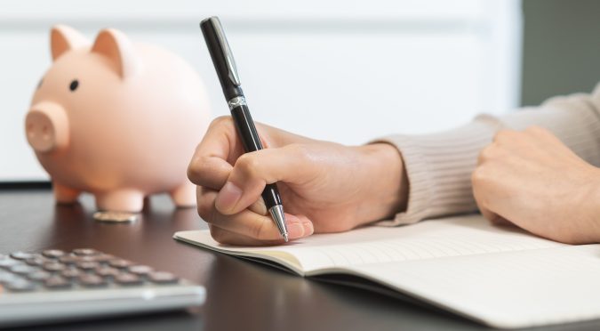Escribe tus objetivos financieros para tomarlos en cuenta.