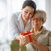 Encuentra el regalo para tu madre por menos de $20 dólares en Amazon.
