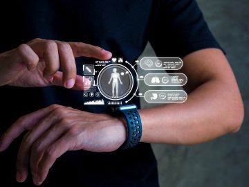 Los relojes inteligentes son ideales para usar en el día a día por su funcionalidad.
