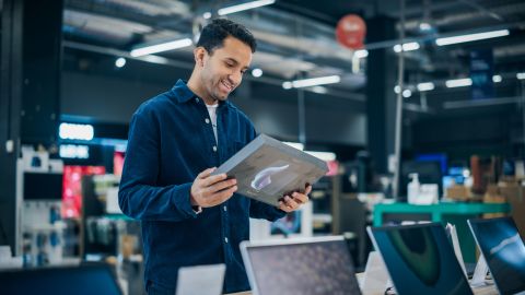 Aprende a realizar tus compras en tecnología con consciencia.