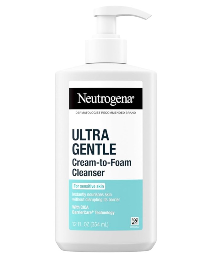 Ultra Gentle Cream to Foam Cleanser de Neutrogena, disponible en Amazon