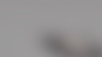 Compra dispositivos innovadores para tener un hogar inteligente.