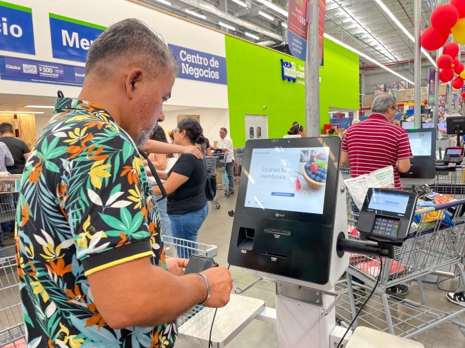 Adquiere un plan de Sam's Club con sus precios en promoción.