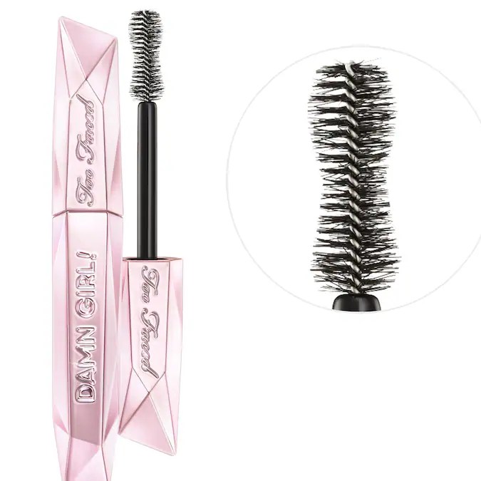 Damn Girl! 24-Hour Mascara, disponible en Sephora.