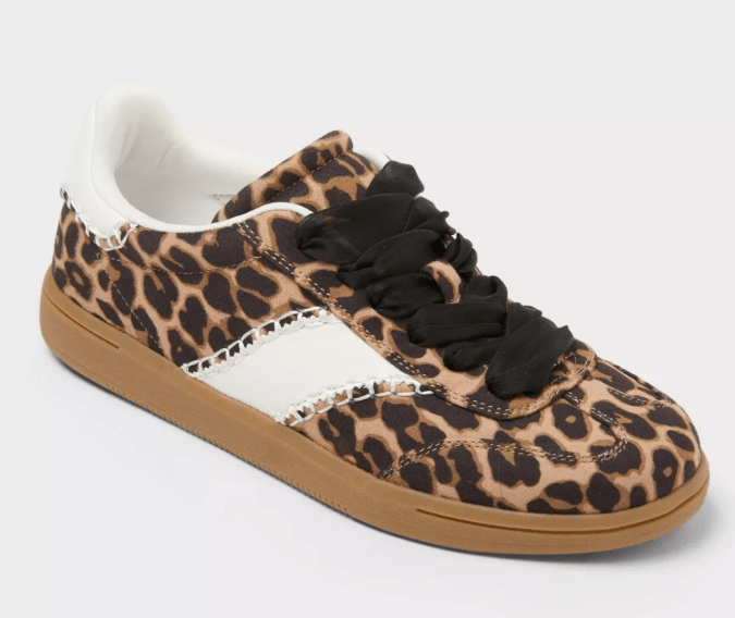 Women’s Spencer Fashion Sneakers de Universal Thread
