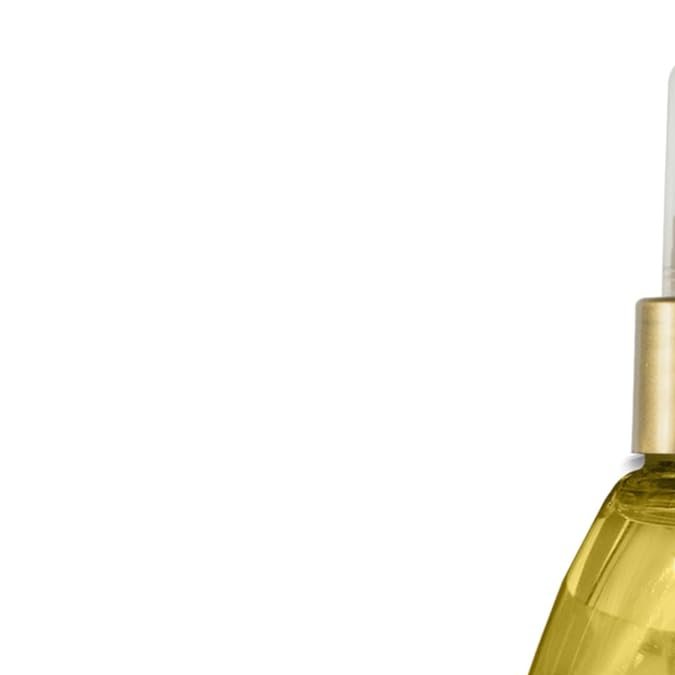 Renewing + argan oil of morocco de OGX, disponible en Amazon.