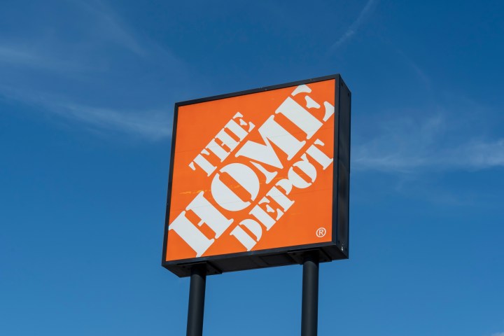 Usa los trucos adecuados para ahorrar en tus compras en The Home Depot.