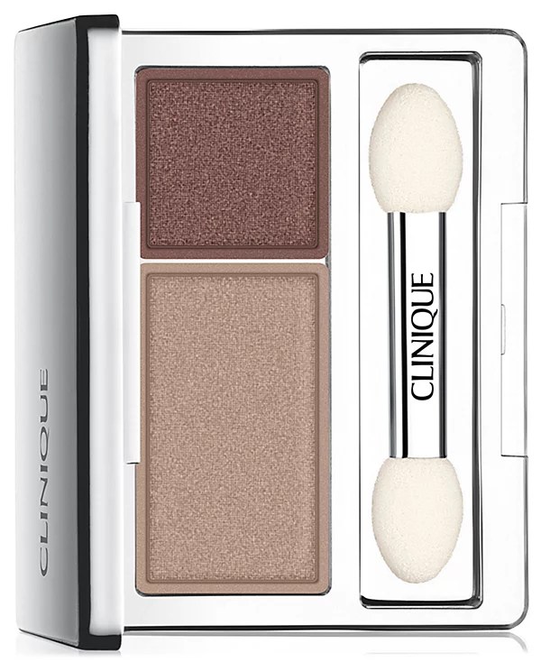 All About Shadow Duo Eyeshadow de Clinique, disponible en Macy's.