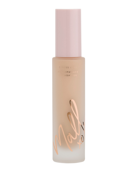 Stress Less Performance Foundation de Mally, disponible en TJ Maxx