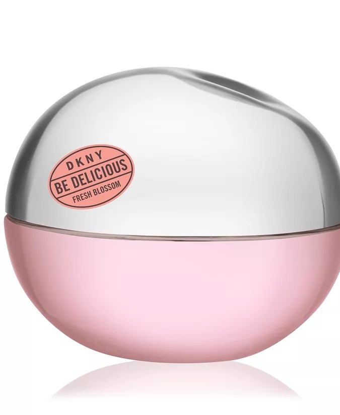 Be Delicious Fresh Blossom Eau de Parfum de DKNY, disponible en Macy's.