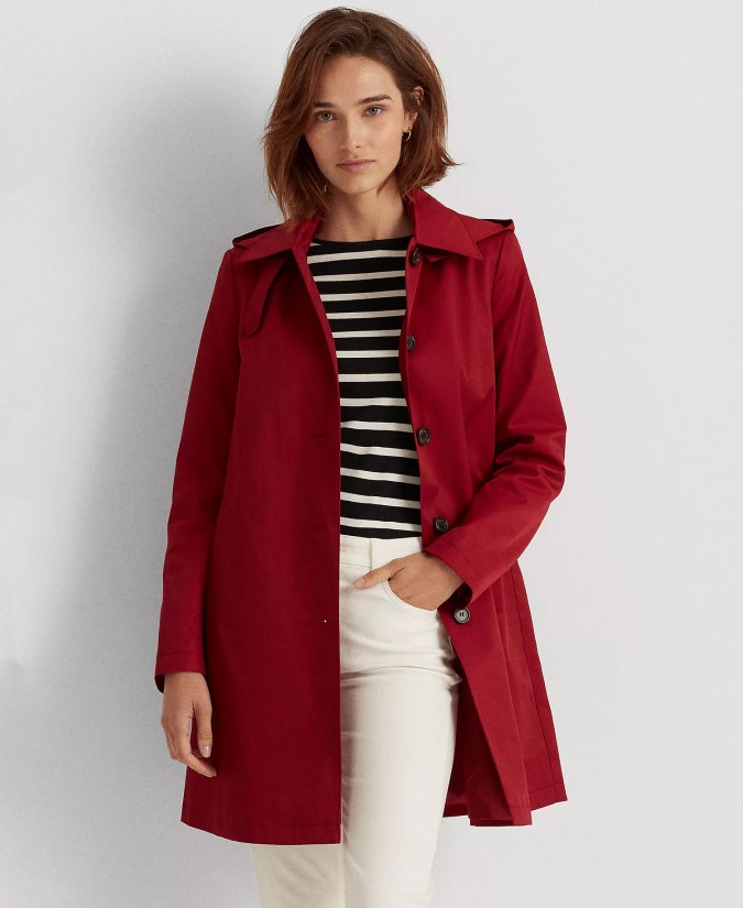 Womens Hooded A-Line Raincoat de Ralph Lauren, disponible en Macy's.