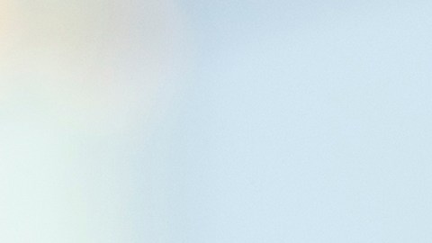 Ahorra dinero en tus compras de ropa y accesorios en centros de outlets.