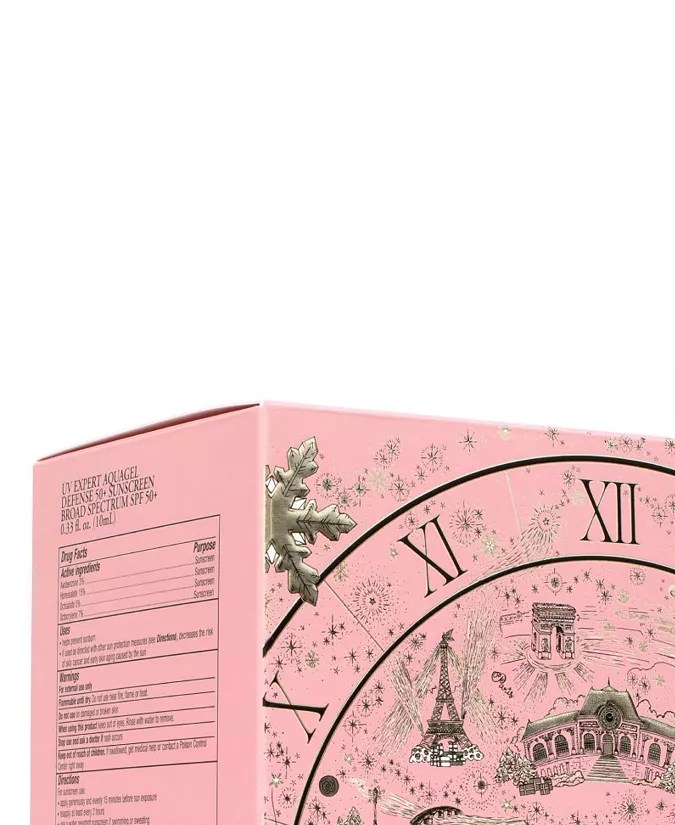 Limited-Edition Clarifique Skincare Set, disponible en Macy's.