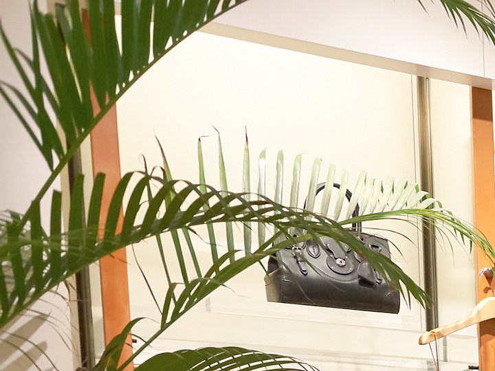 Macy's tiene entre 20% y 60% de descuento en ropa para Navidad.