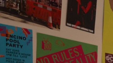 Con el descuento educativo, la MacBook Neo baja a $499, una inversión inteligente para la universidad.