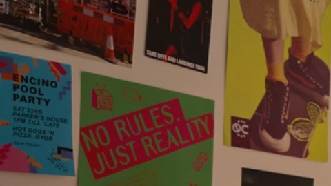 Con el descuento educativo, la MacBook Neo baja a $499, una inversión inteligente para la universidad.